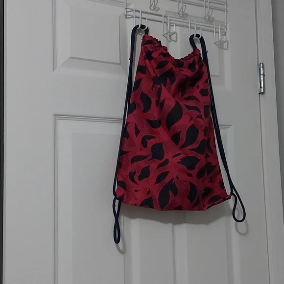 Adidas drawstring backpack - Picture 2 of 4